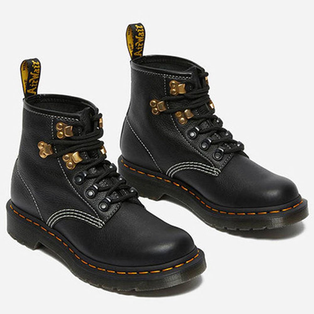 dr martens chch